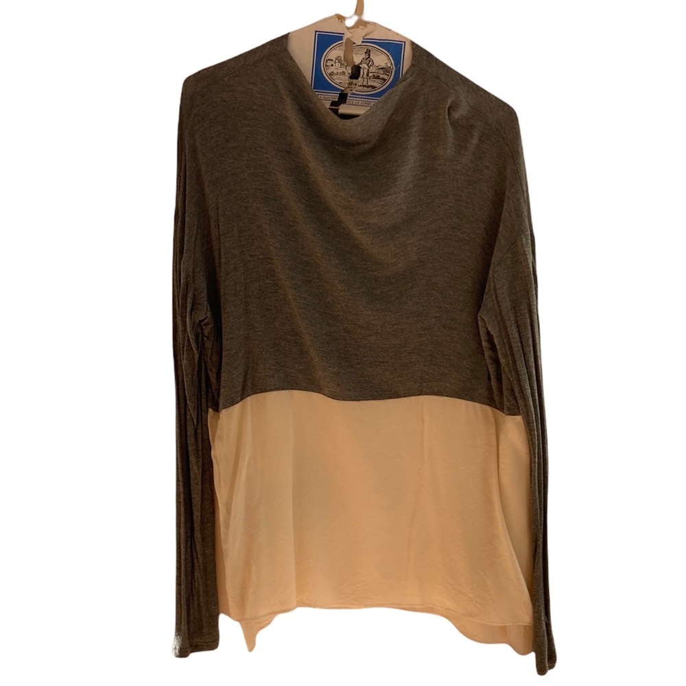 Aritzia Wilfred Silk Gray White Long Sleeve